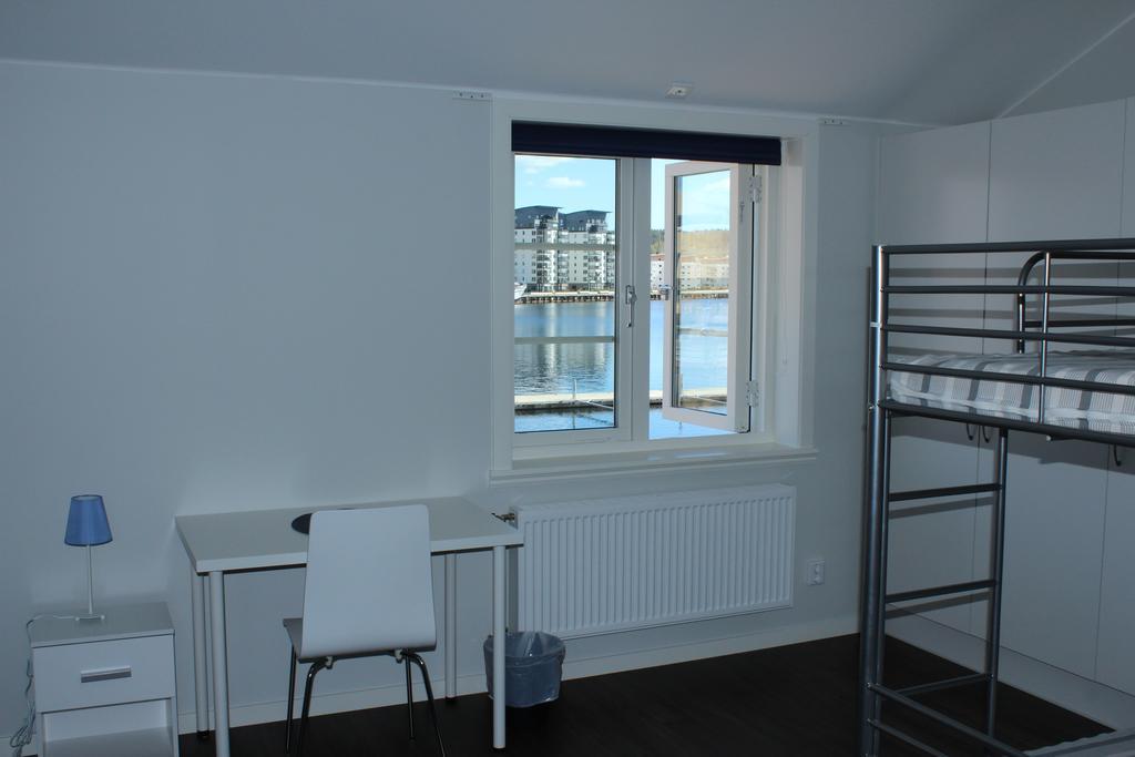 Oernskoeldsviks Gaesthamn Hostel Ngoại thất bức ảnh